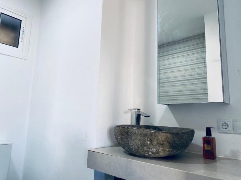 Lovely Triana Flat With Roof Terrace Севиля Екстериор снимка